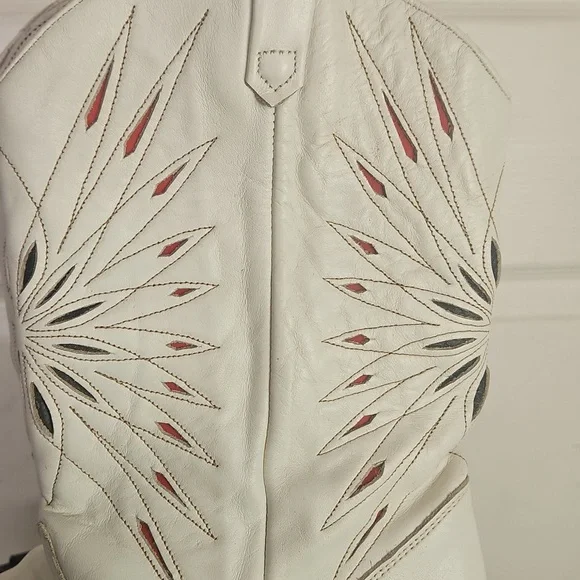 Dingo Vintage White Leather Western Cowboy Boots Laser Star Cutout Size 6.5 - Picture 2 of 15